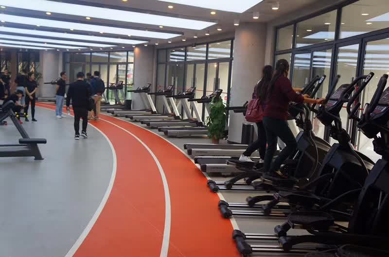 万盛全民健康服务中心揭牌 免费健康“礼包”惠及全城